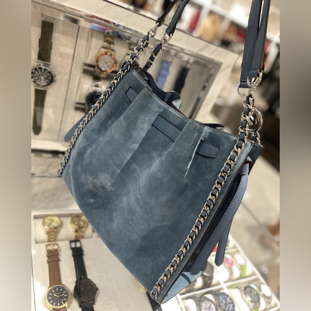 New Michael Kors  Mina Large Suede Chain Shoulder Bag cornflower - Picture 2 of 9
